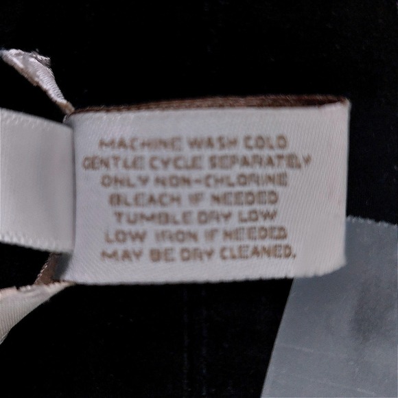 Chicos Soft Black Button Front Rolled Tab Long Sleeve Collared Shirt Size 3 EUC - Picture 10 of 11